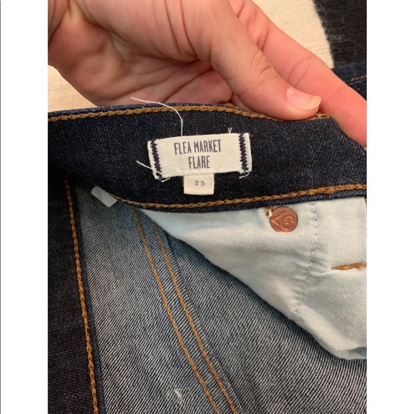 Madewell Flea Market Flare Jeans - Picture 2 of 3